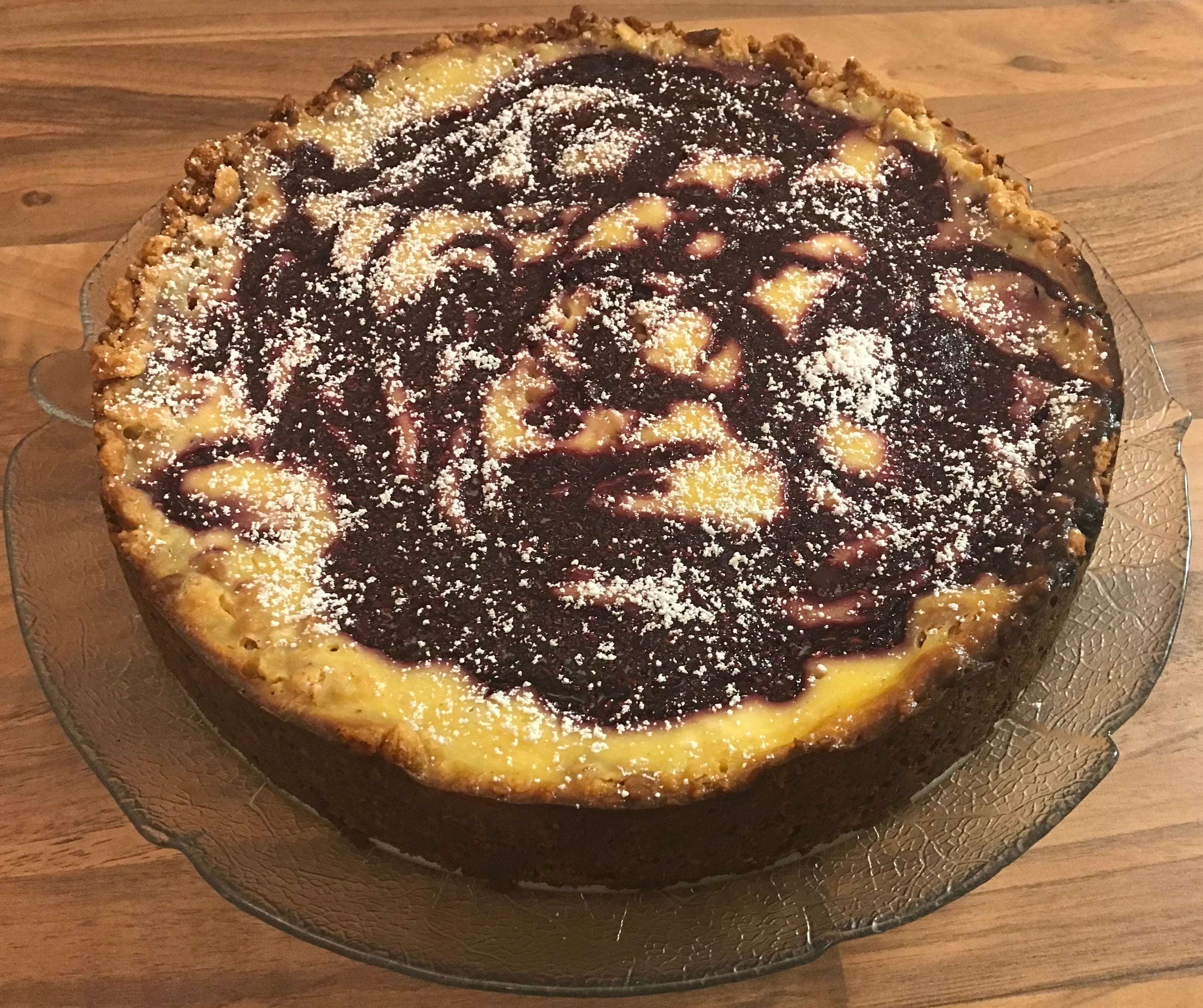 Cheesecake mit rotem Beeren-Coulis - Tea Time Rezept