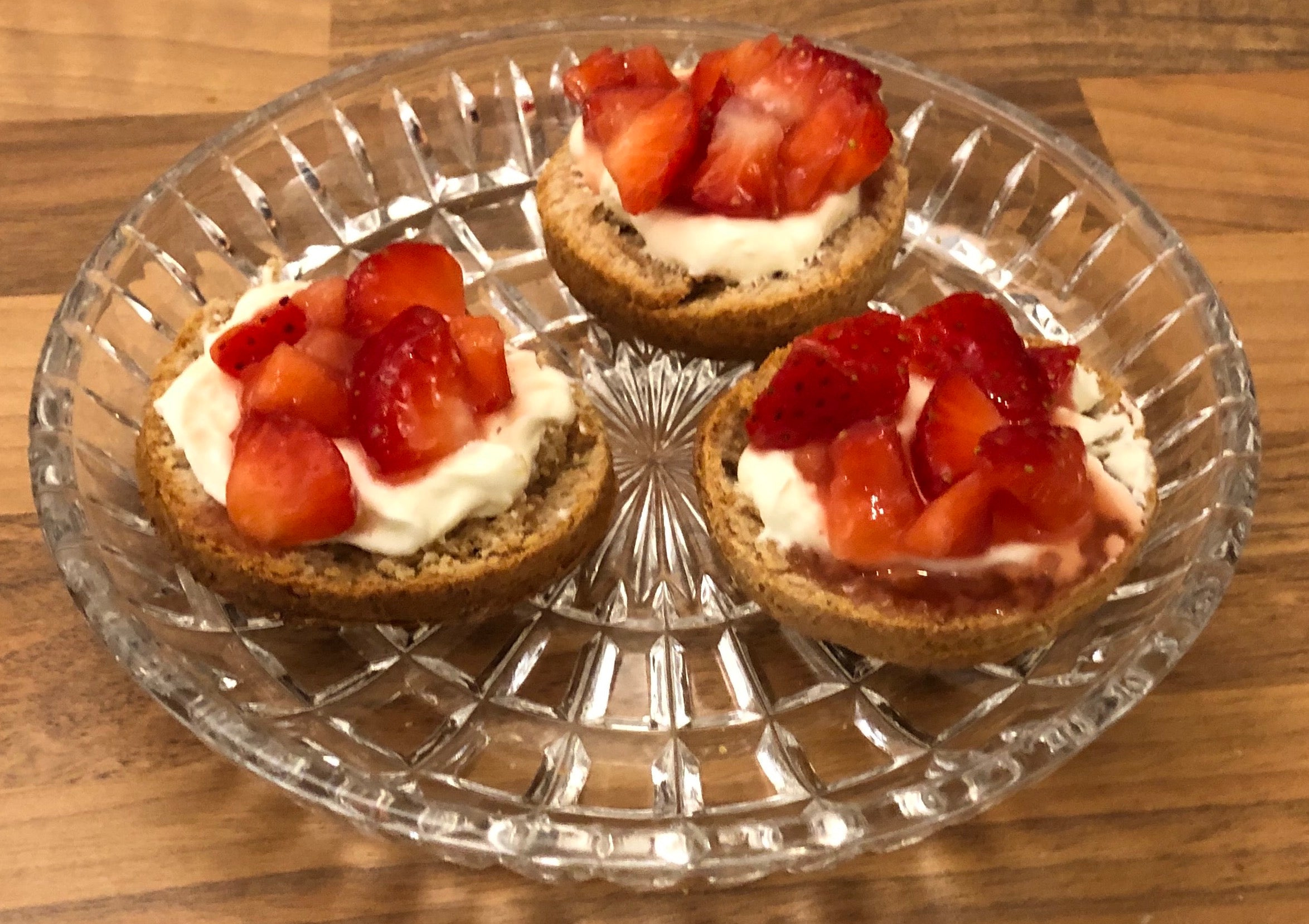 Scones mit Clotted Cream